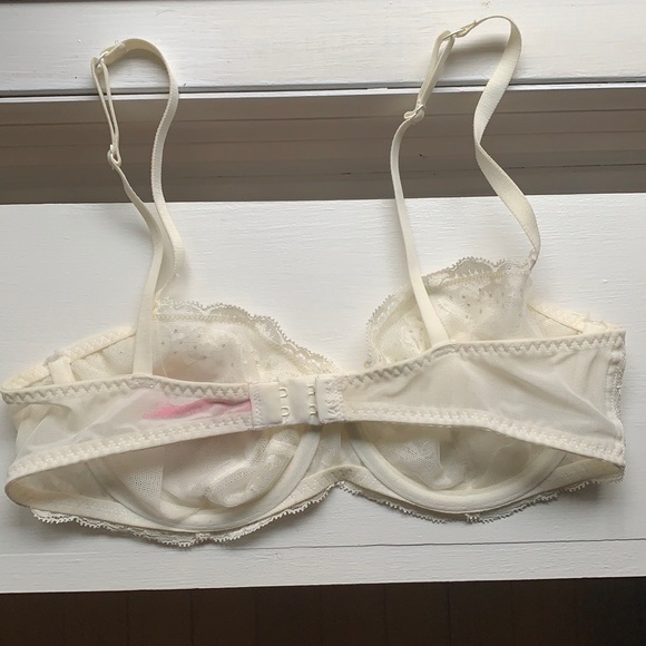 Cream lace bra with crystal details - Picture 3 of 4